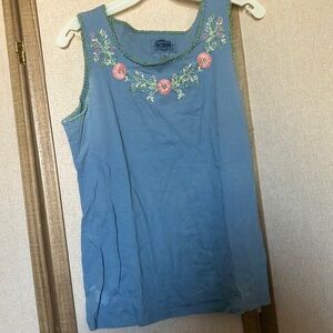 FINAL MARKDOWN Cambridge dry goods Embroidered Blue Sleeveless Top large